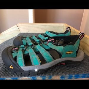 Keen Women’s Newport H2 Waterproof Sandals